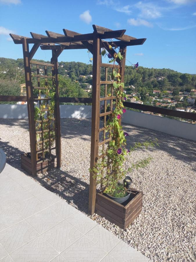 Апартаменты Vue Magnifique, Jardin Et Petit Cocon En Provence Пейпен Экстерьер фото